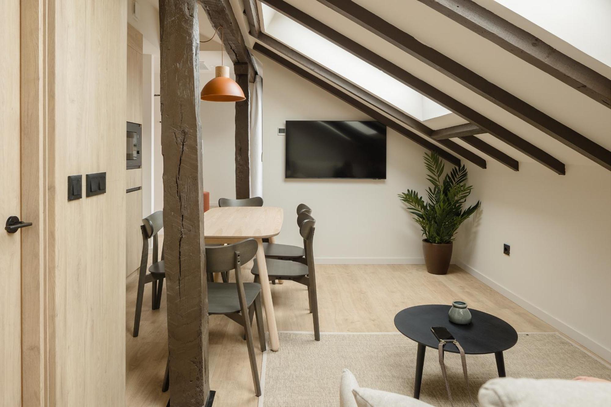 Libere Bilbao Ledesma Apartment Luaran gambar